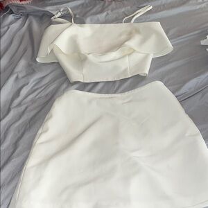 Gianni Bini Elegant White Skirt Set